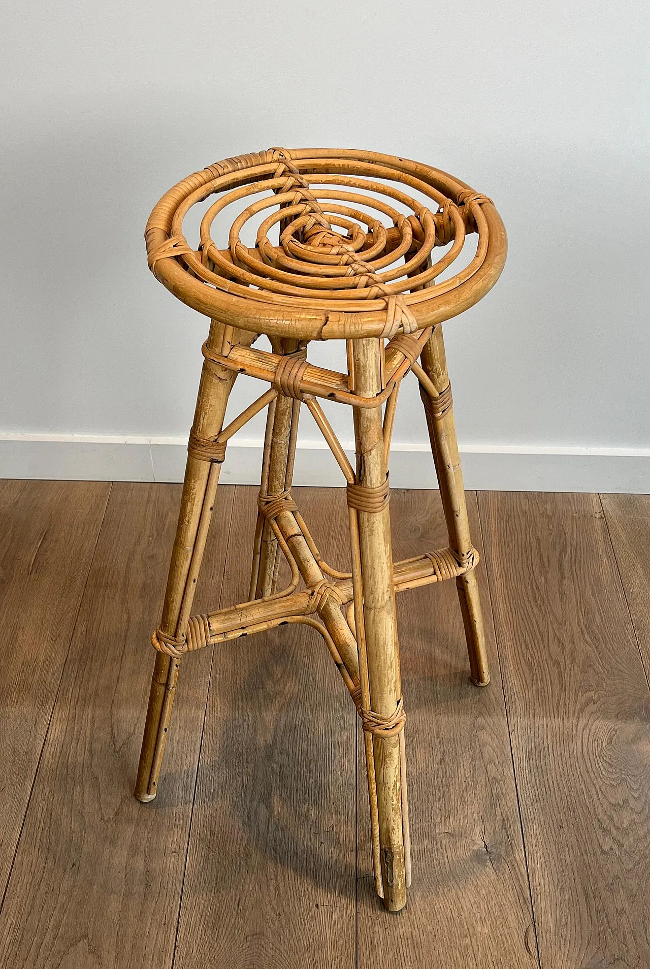 4 Rattan stools, 1970s 15