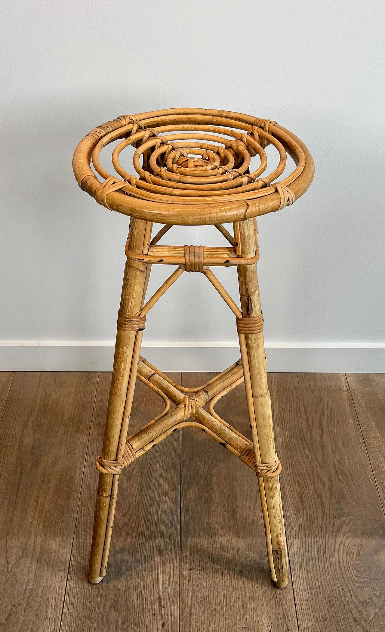 4 Rattan stools, 1970s 16