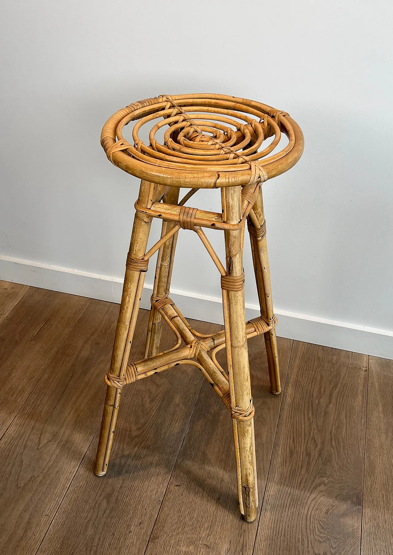 4 Rattan stools, 1970s 17