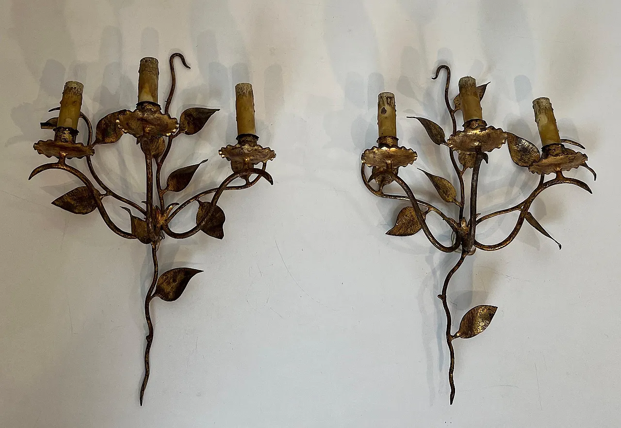 Pair of 3-light gilded metal wall sconces with leaves, 1970s 2