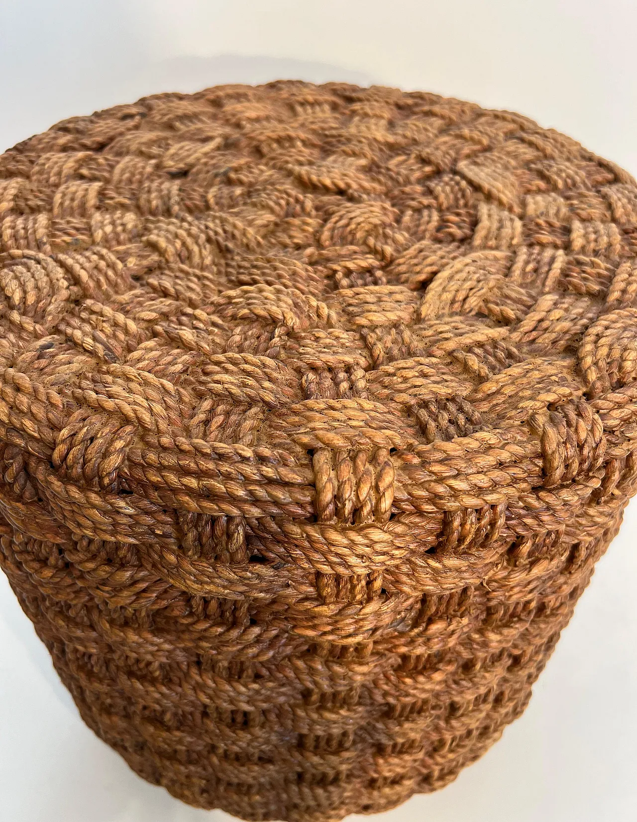 Rope stool with round wooden feet, 1970s 8