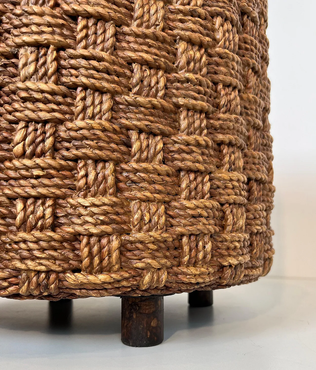 Rope stool with round wooden feet, 1970s 16