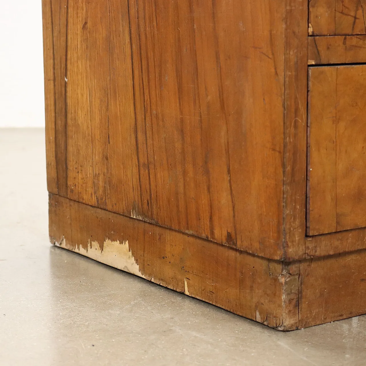 Credenza in radica con cassetti, anni '40 9