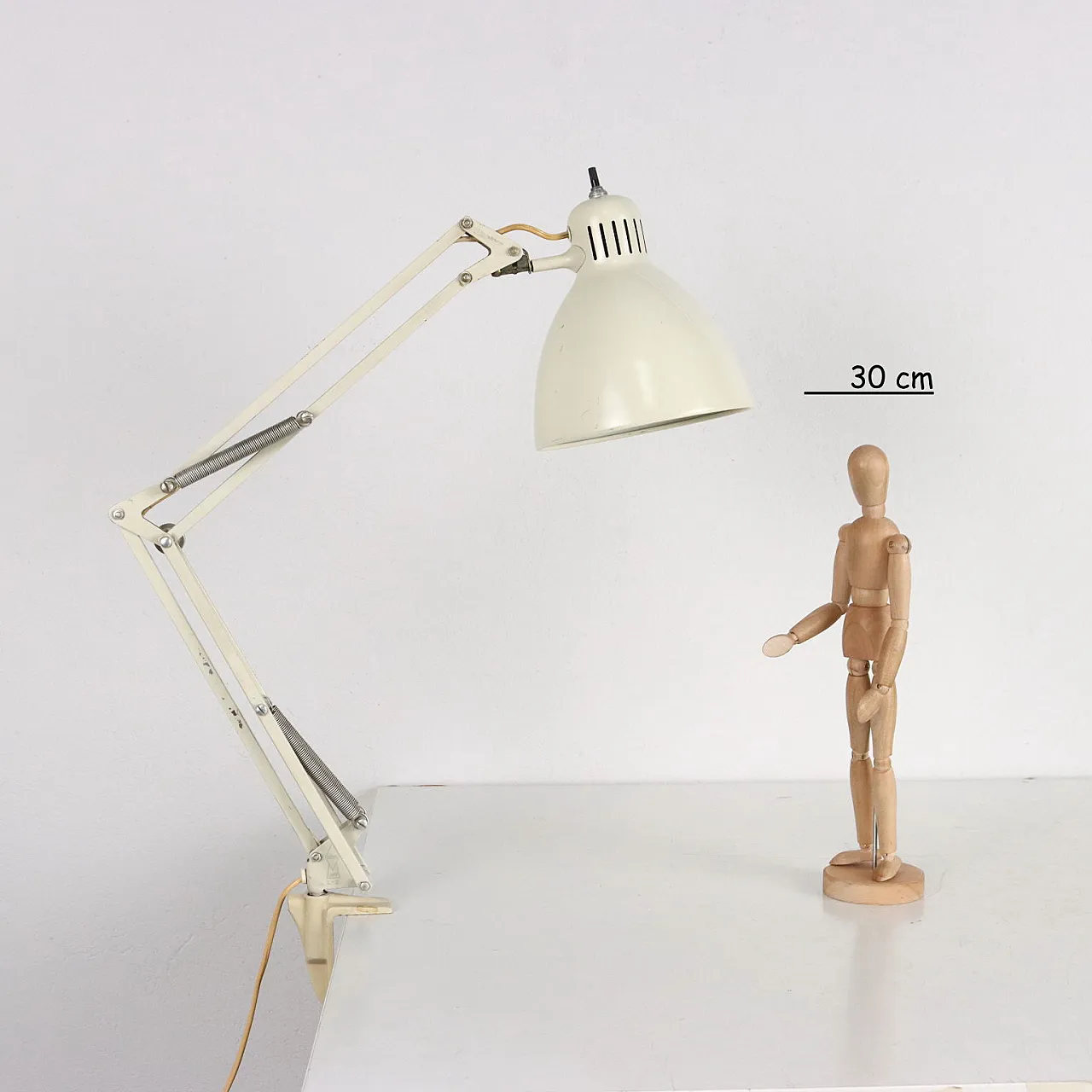 Naska Loris white table lamp by Luxo, 1970s 2