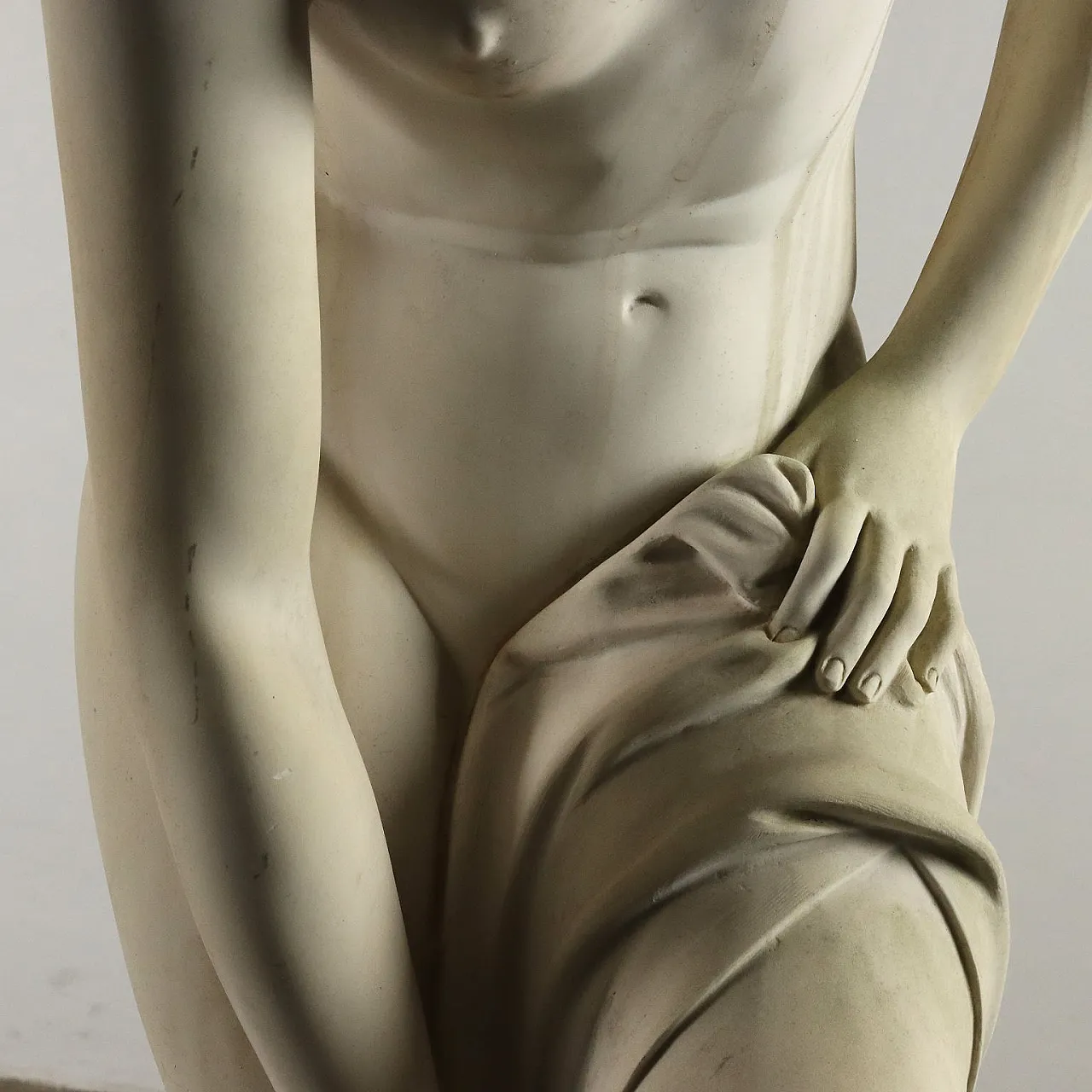 Venus at the Bath of Torrione Lorenzo, garden statue, 20th century 9