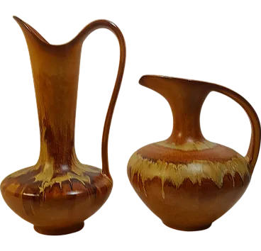 Two Bertoncello Rigon jug vases