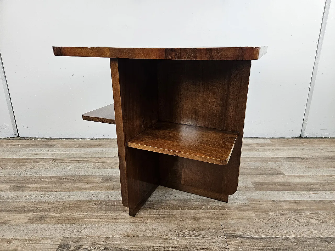 Table Art Decò square in walnut root, 1930s 2