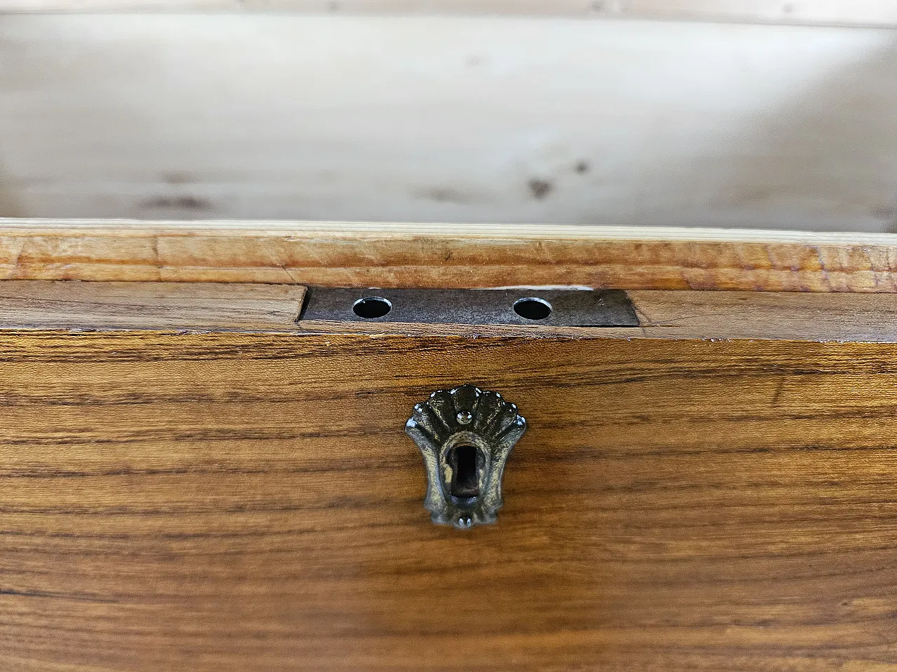 Baule art Decò in mahogany dated 1957, 1950s 25