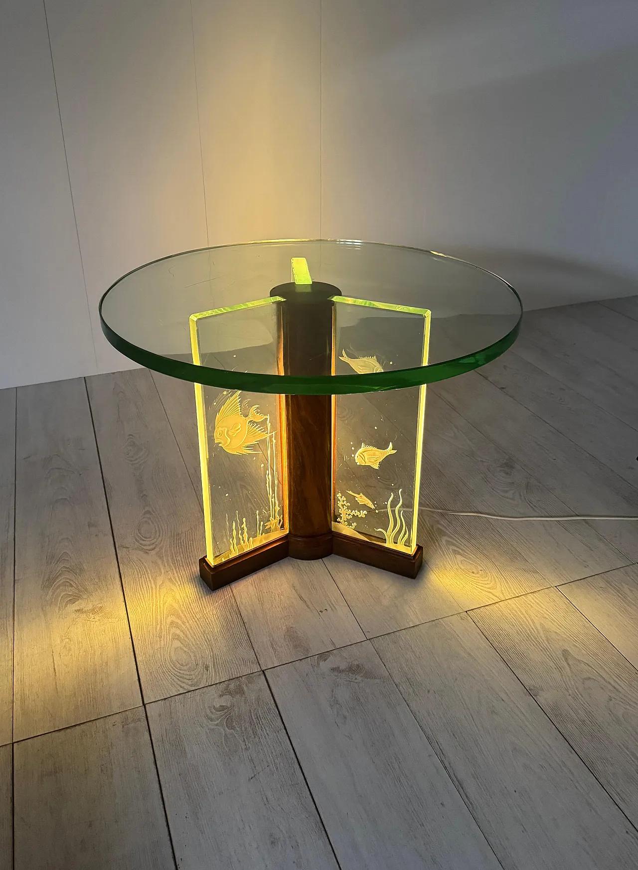 Etched glass coffee table by Luigi Brusotti, 1940s 15