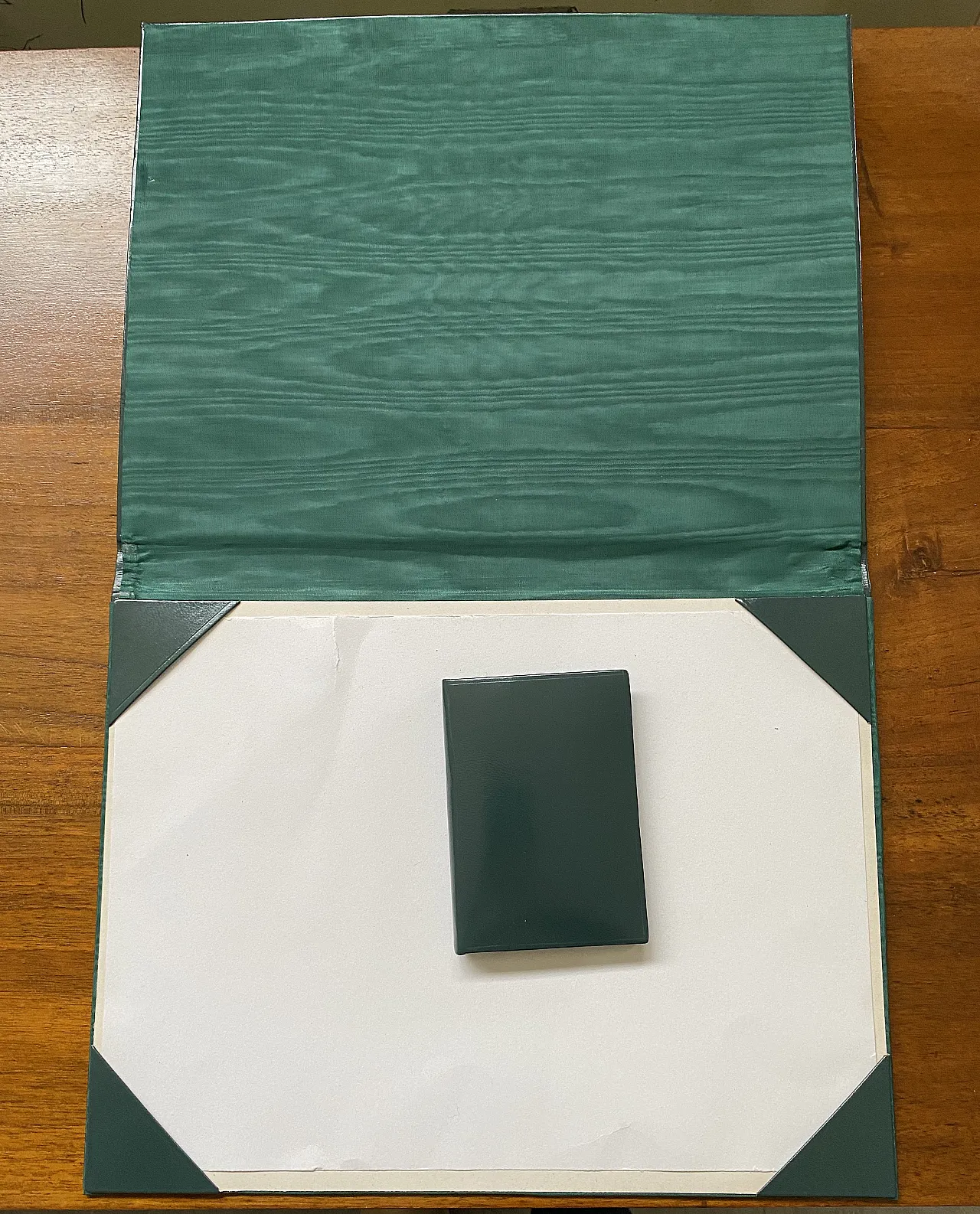 Green leather desk set, 60s 4