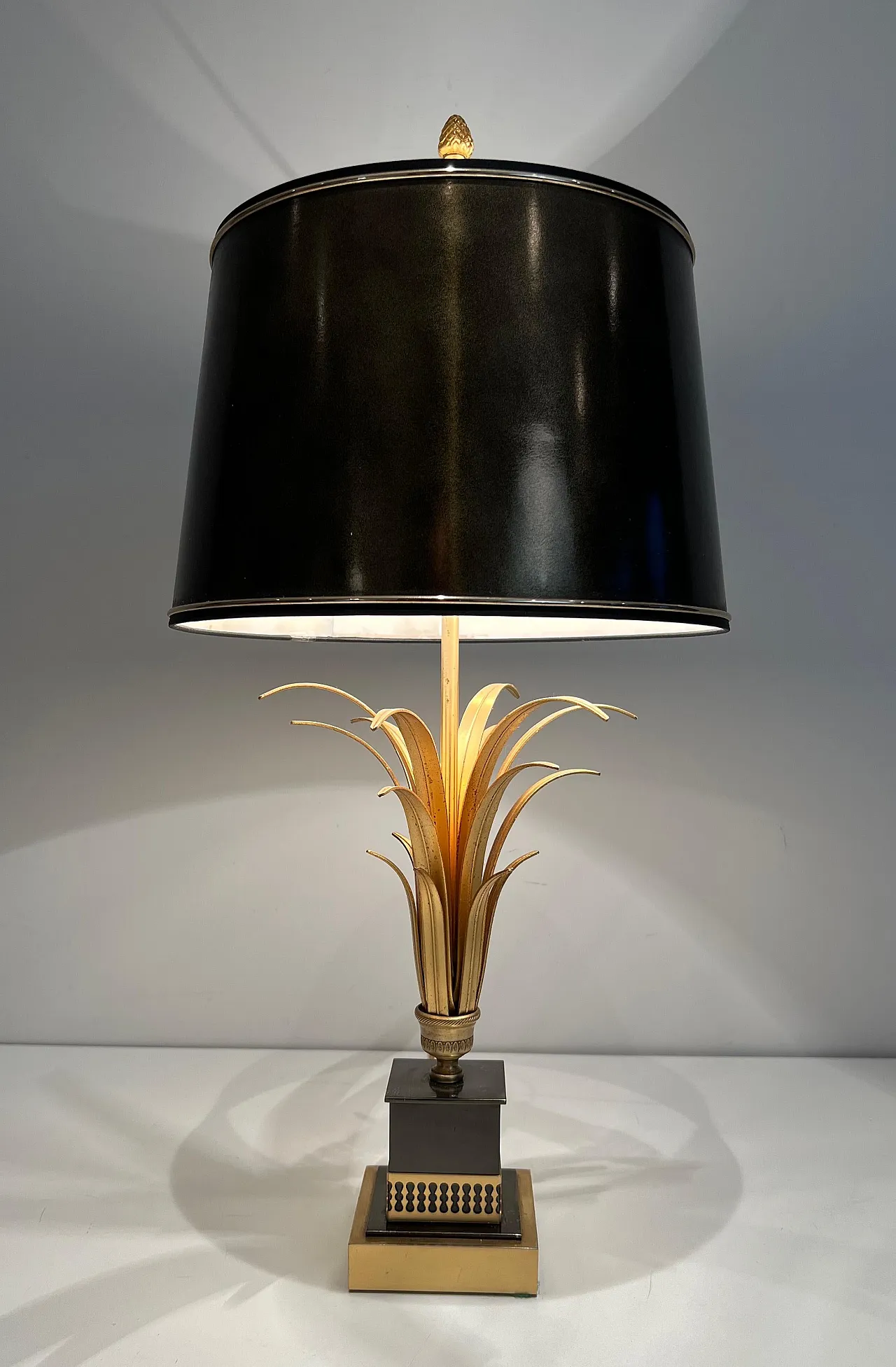 Palm-shaped table lamp in the style of Maison Charles, 1970s 2