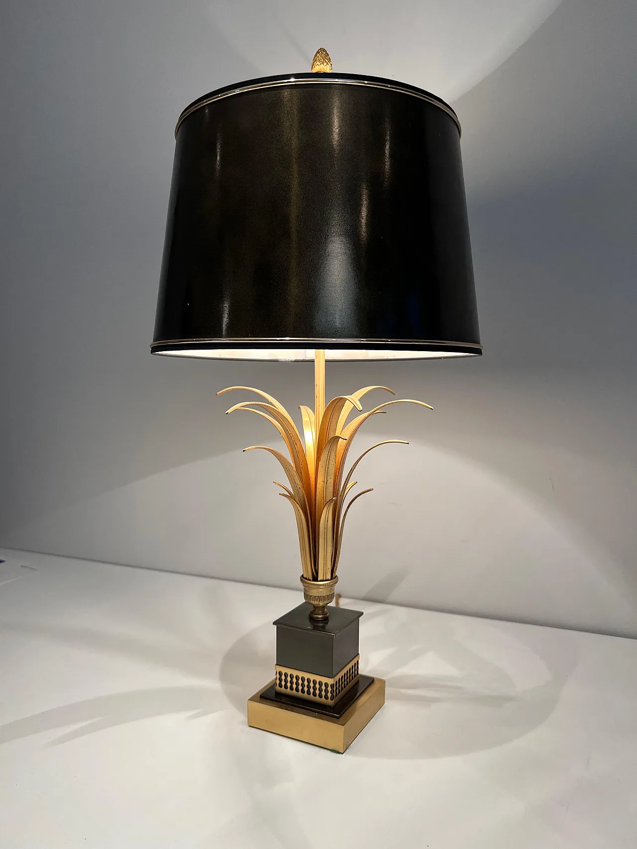 Palm-shaped table lamp in the style of Maison Charles, 1970s 12