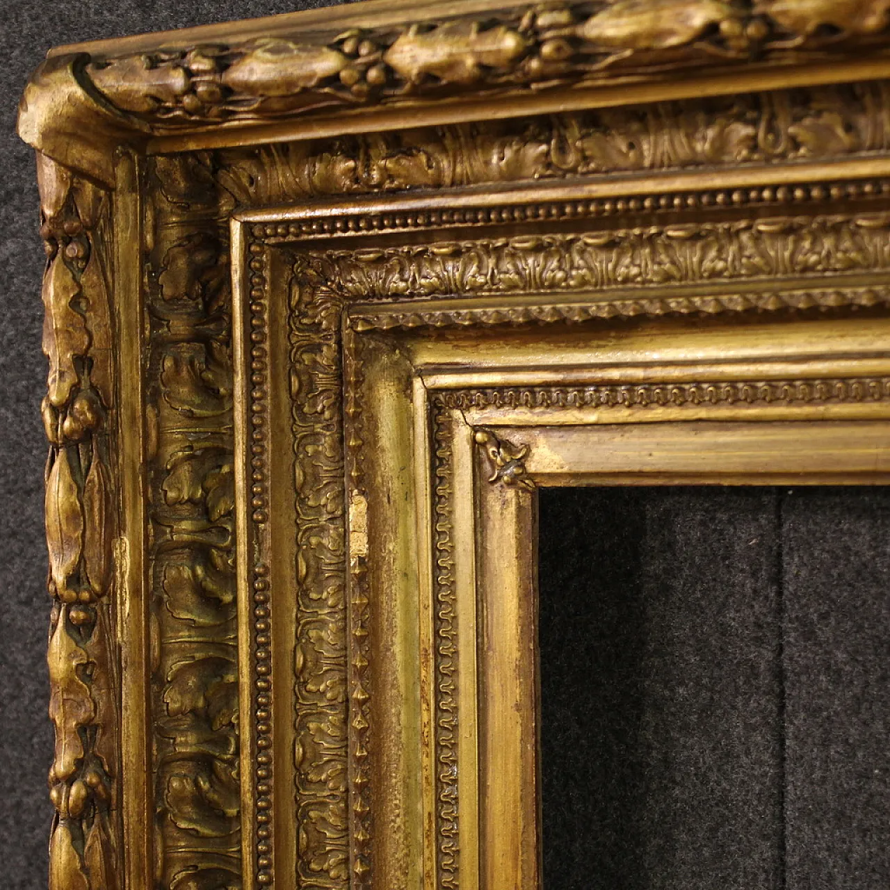 Carved and gilded French frame, 20th century 8