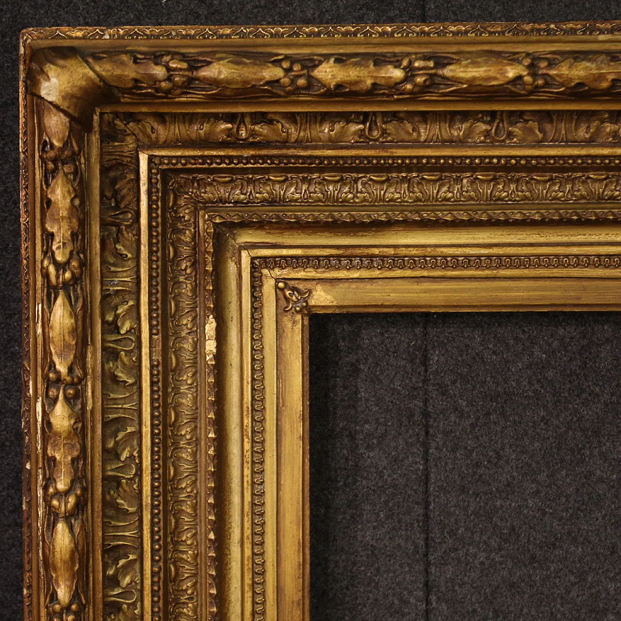 Carved and gilded French frame, 20th century 9