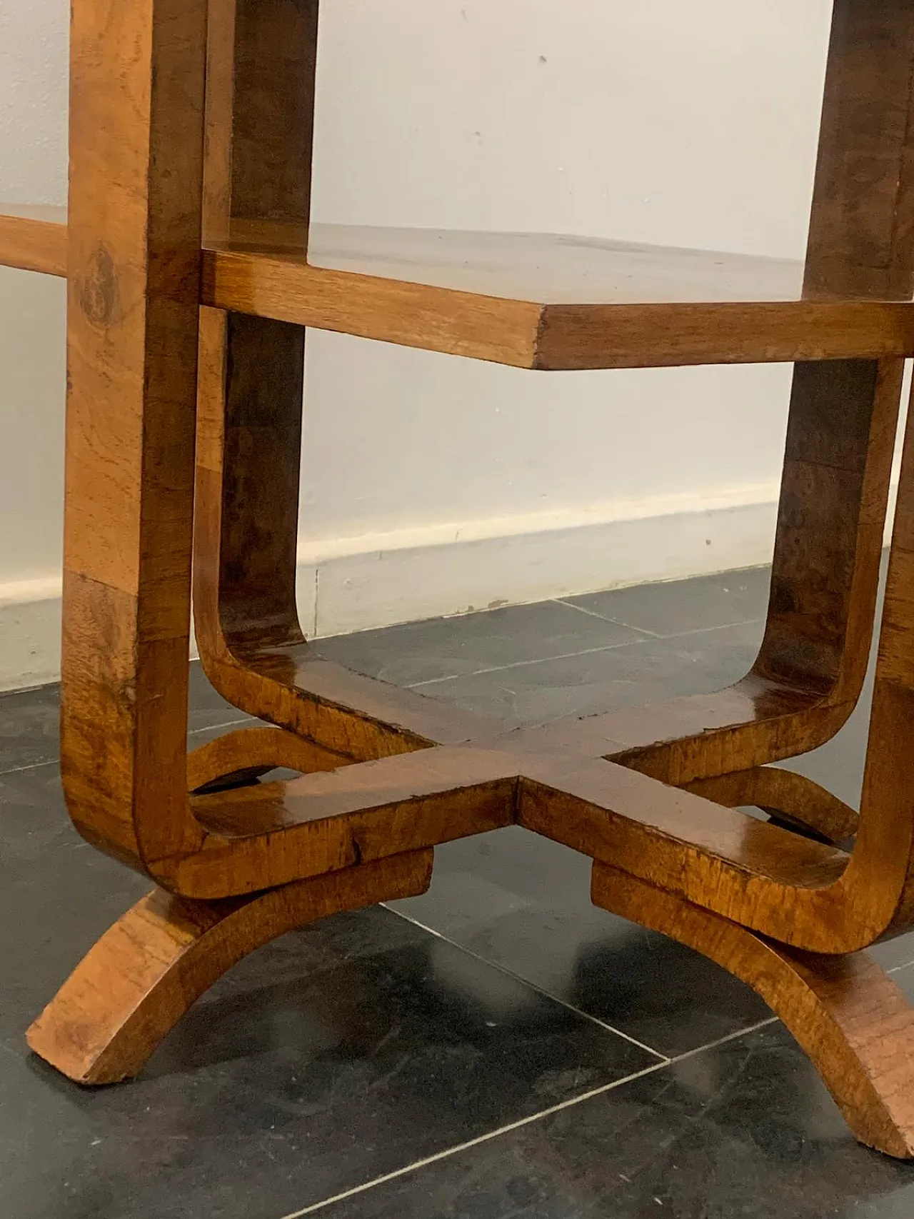 Art Deco Rationalist Walnut and Briar Coffee Table, 1930s 5