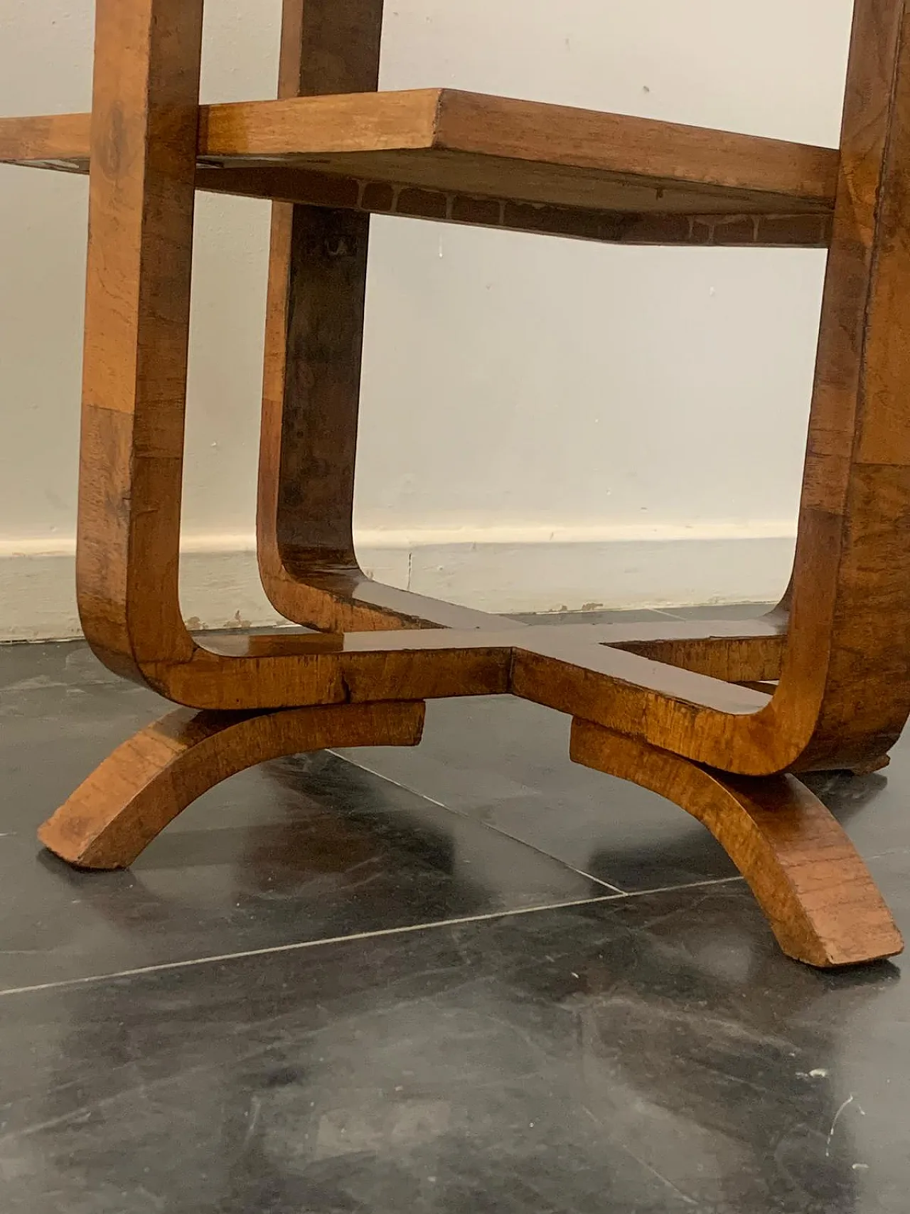 Art Deco Rationalist Walnut and Briar Coffee Table, 1930s 6