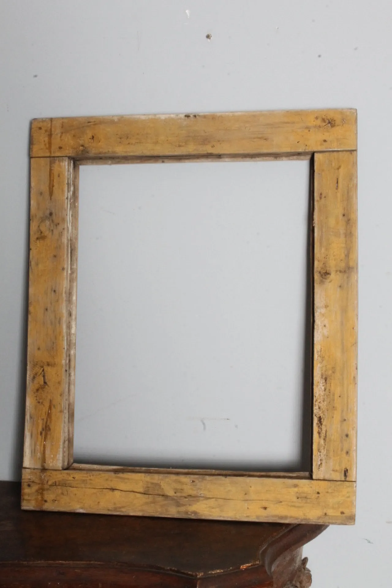 Frame in solid wood carved, 18th century 11