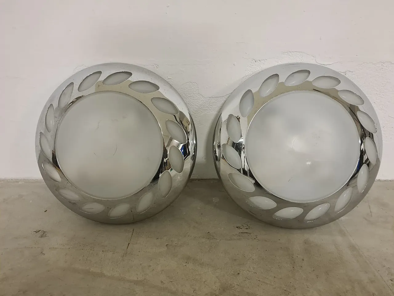 Pair of Space Age lamps, 70s 1