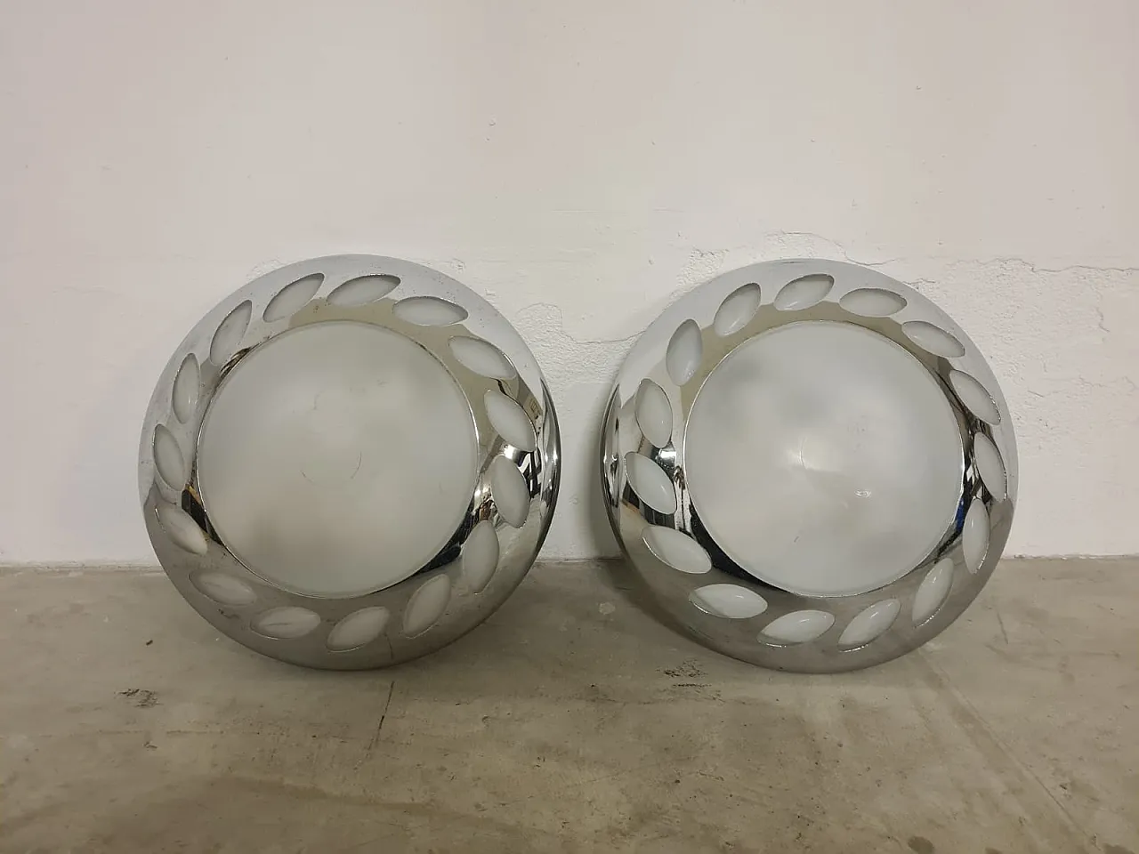 Pair of Space Age lamps, 70s 2