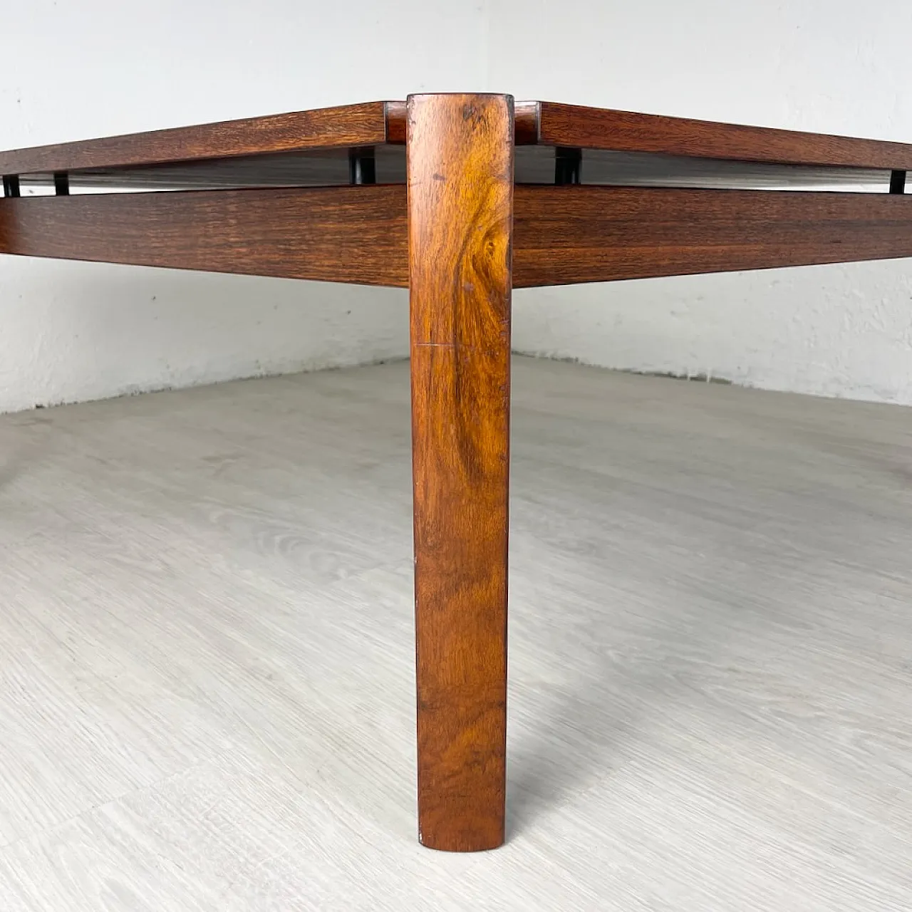 Rationalist squared coffee table in wood, 1950s 2