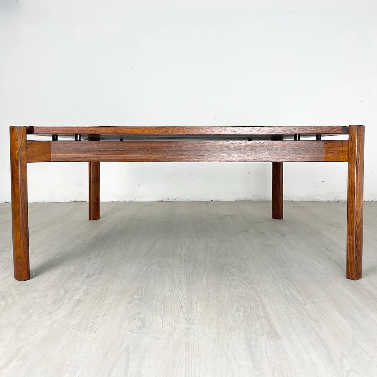 Rationalist squared coffee table in wood, 1950s 5