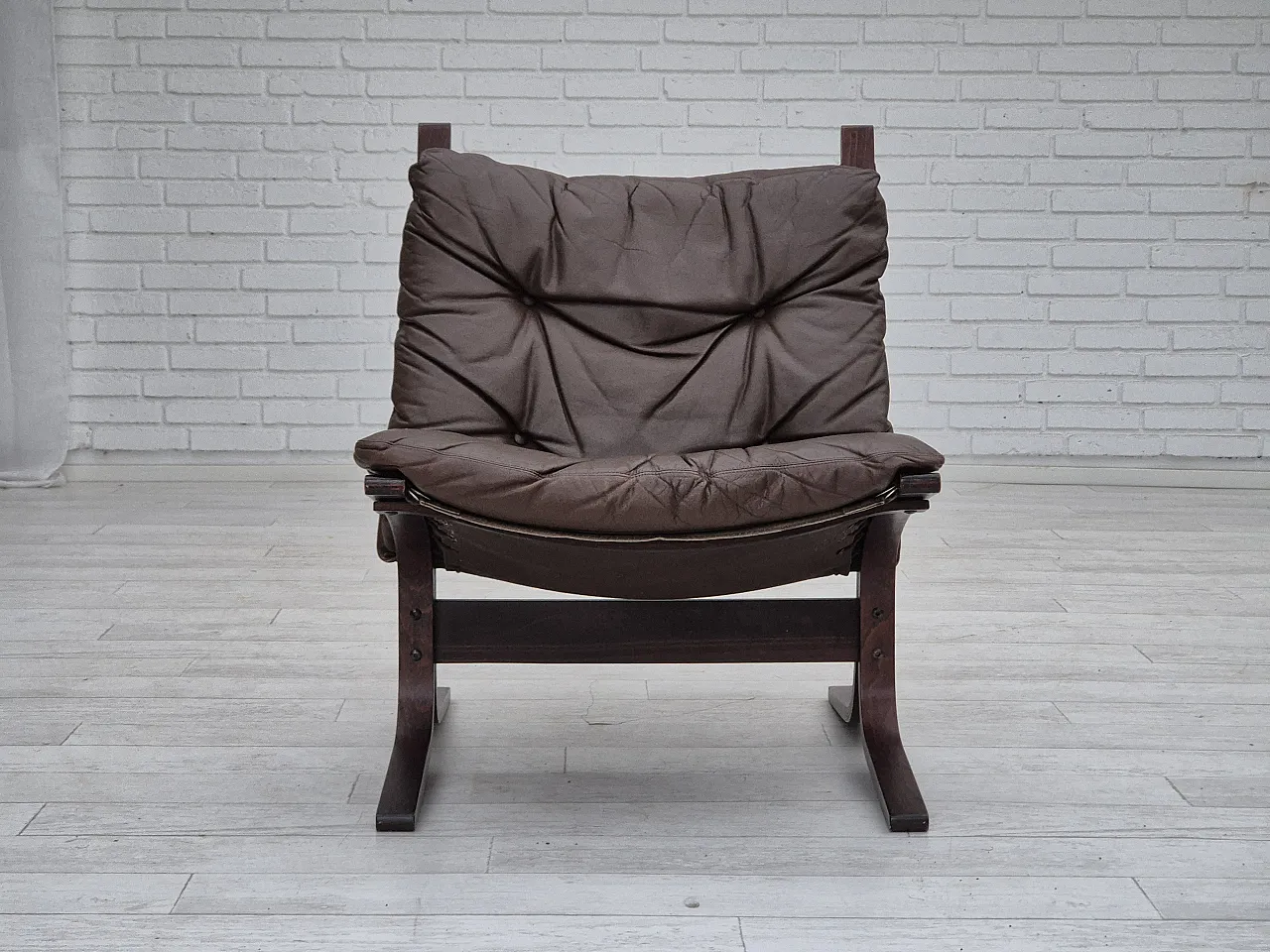 Norwegian chair by Ingmar Relling, with footstool, 70s 9