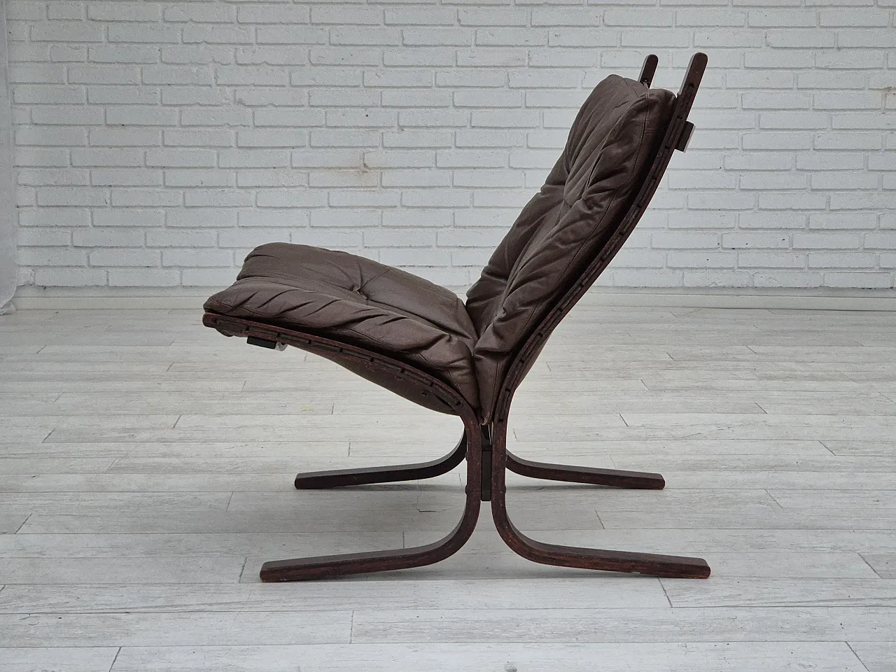 Norwegian chair by Ingmar Relling, with footstool, 70s 15