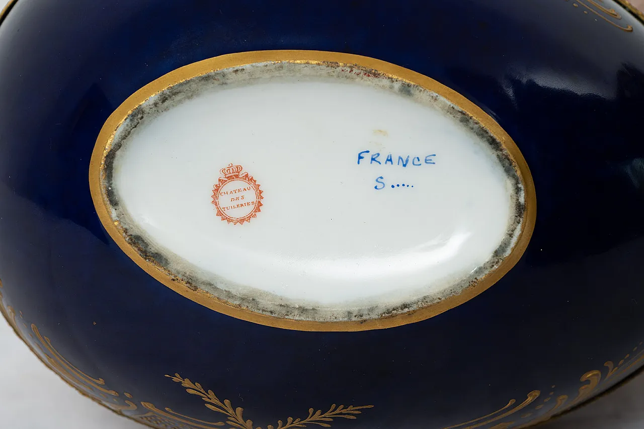 Napoleon III box in Sevres polychrome porcelain by E.Froger, '800 7