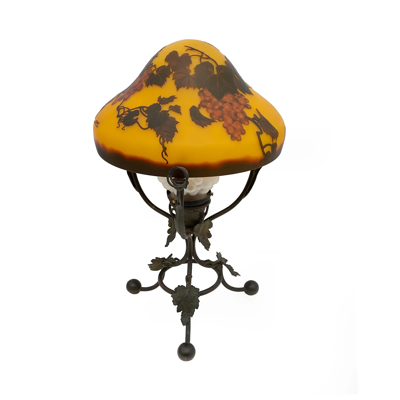 Glass and bronze table lamp with cameo by Émile Gallé, 20th century 4