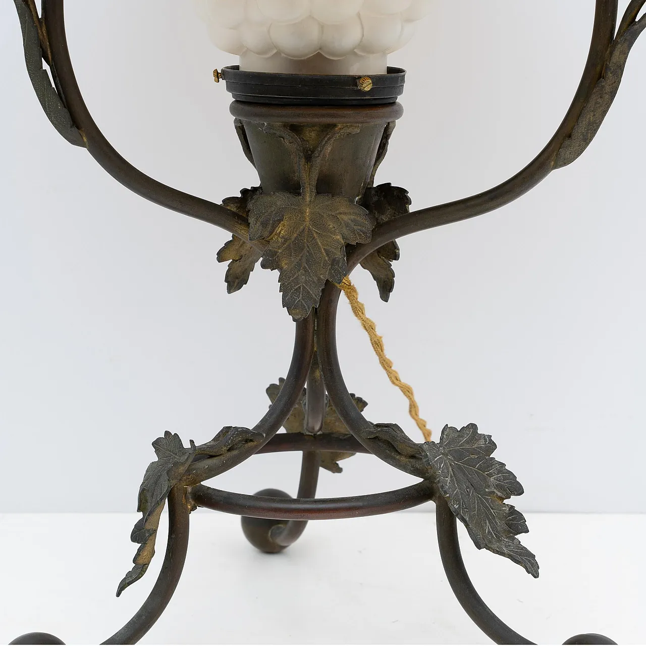 Glass and bronze table lamp with cameo by Émile Gallé, 20th century 8