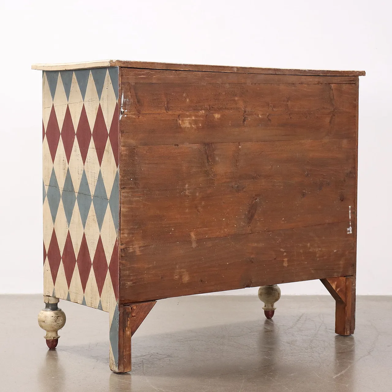 Diamond decorated chest of drawers in Elm wood, 19th century 7