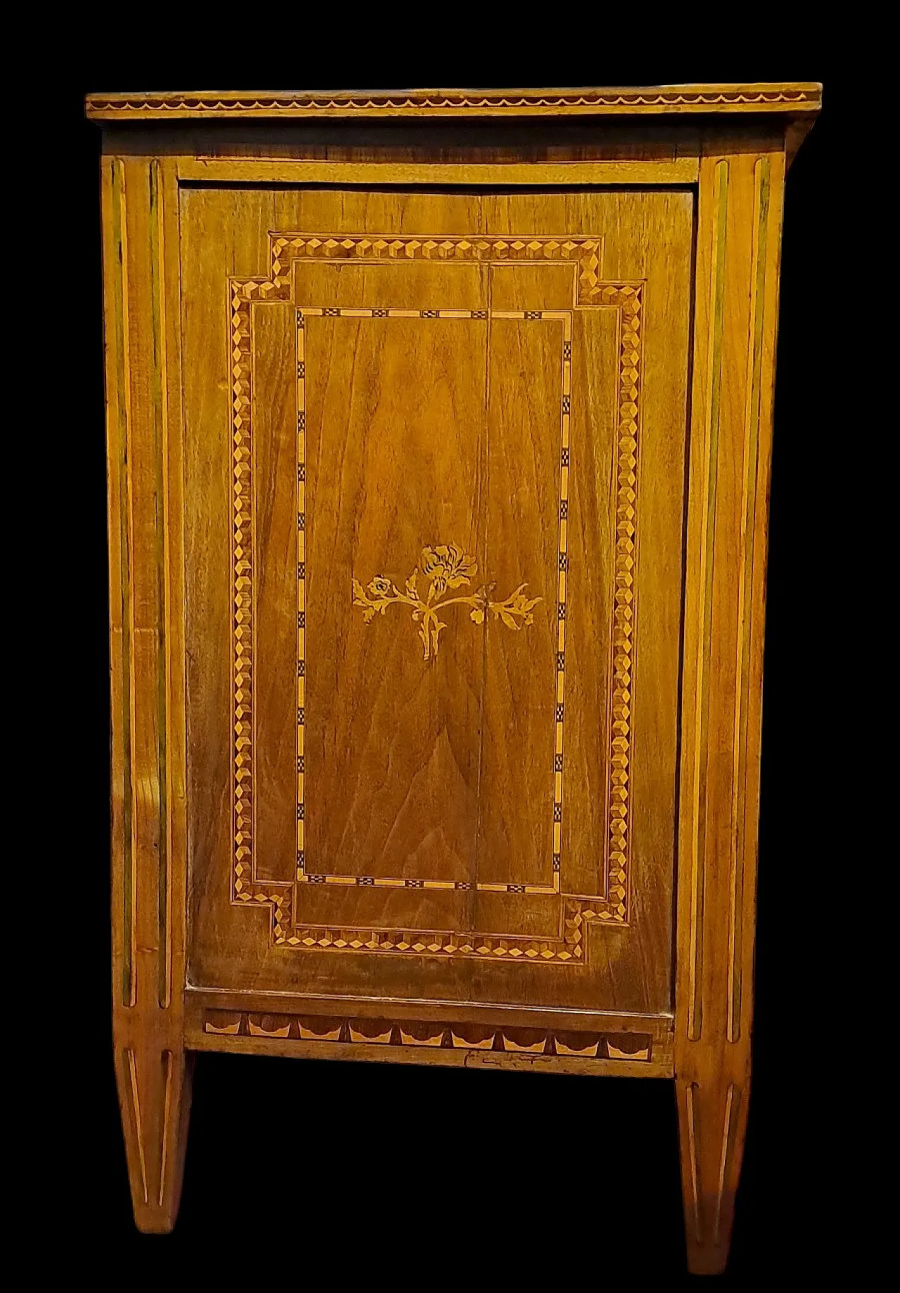 Walnut inlaid sideboard with drawers Northern Europe, 19th century 7