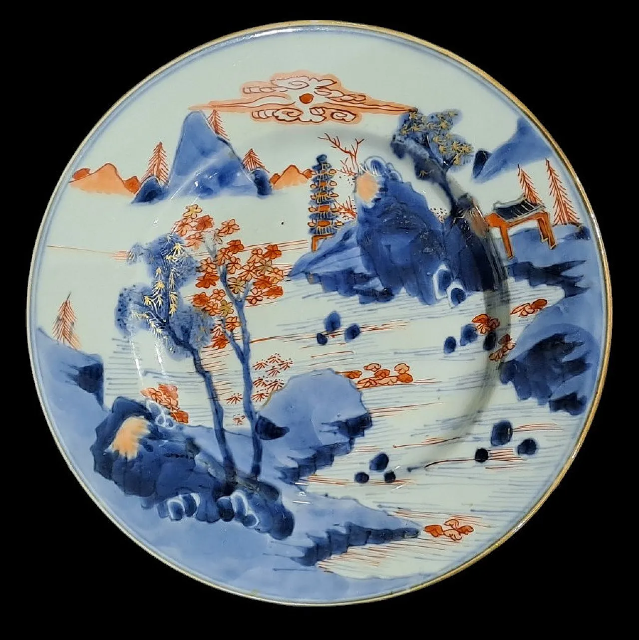 Three Imari porcelain plates China Kangxi period, 18th century 3