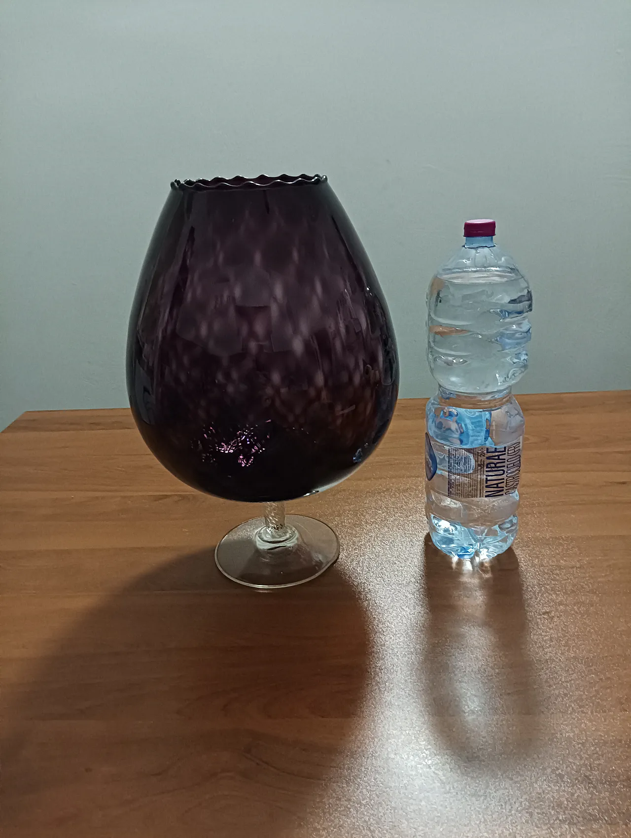 Vaso italiano in vetro viola 4