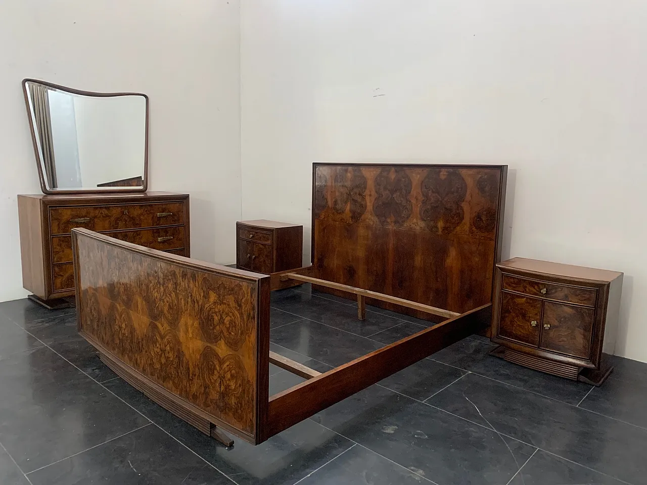 Art Deco Bed in Walnut Root by Premuda Lissone, 1930s 8