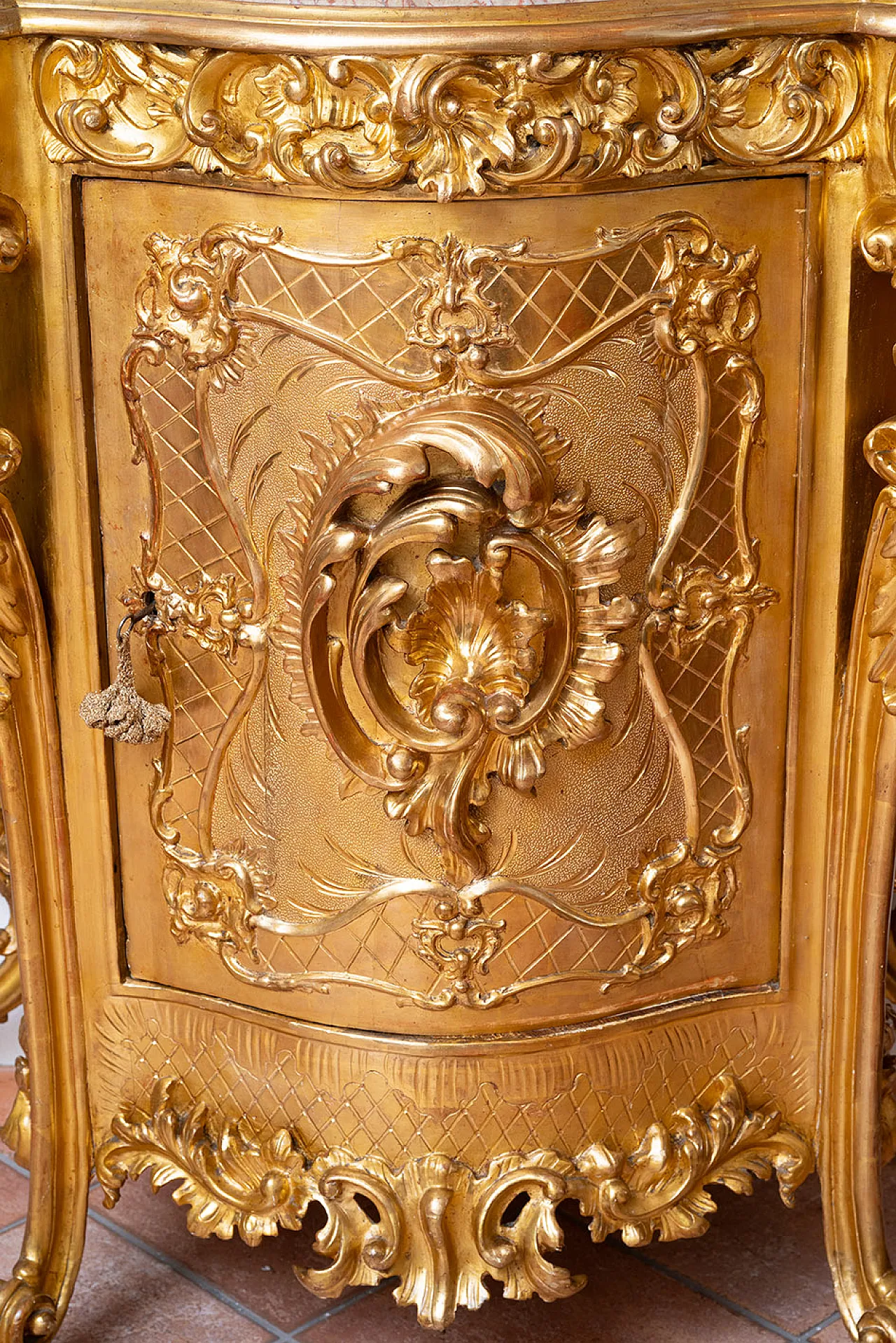 Louis Philippe Neapolitan console in carved and gilded wood, 19th c. 2