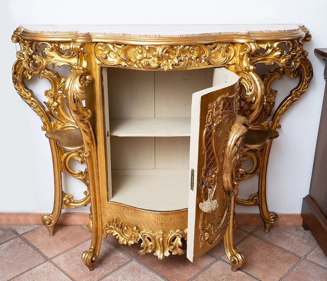 Louis Philippe Neapolitan console in carved and gilded wood, 19th c. 5