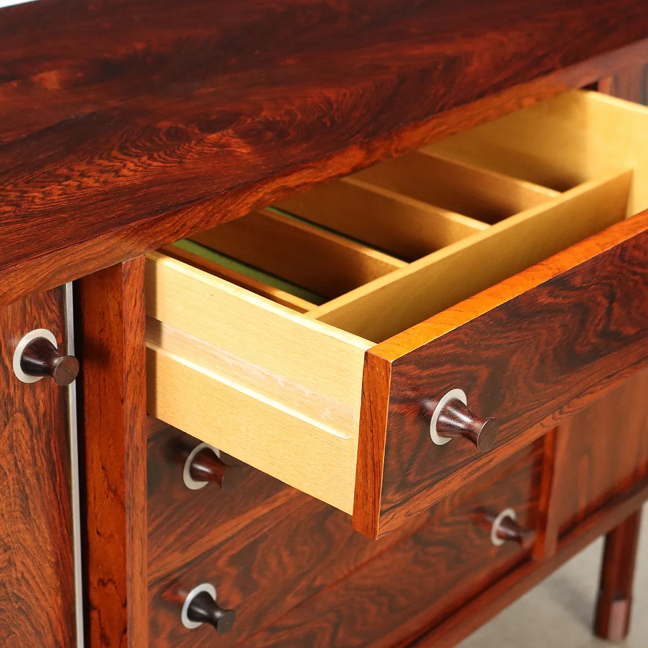 Credenza in legno di jacaranda e alluminio, anni '60 4