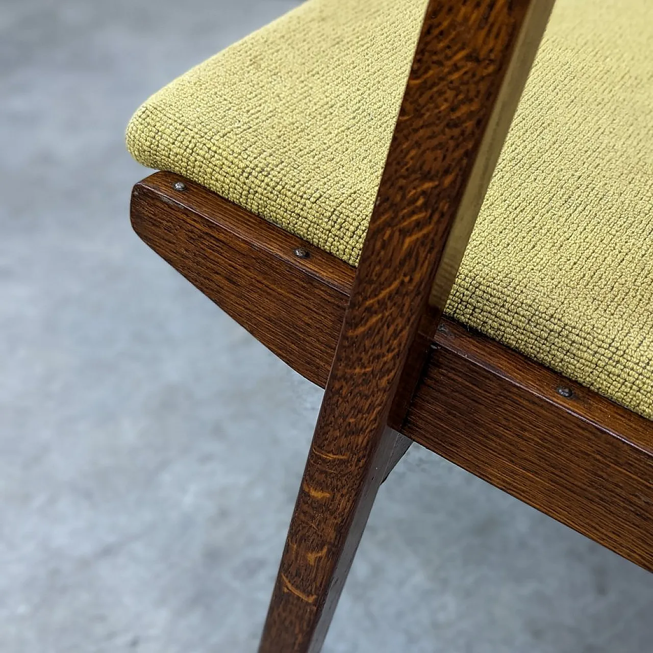 Mid-Century armchair in wood and fabric, 1960s 8