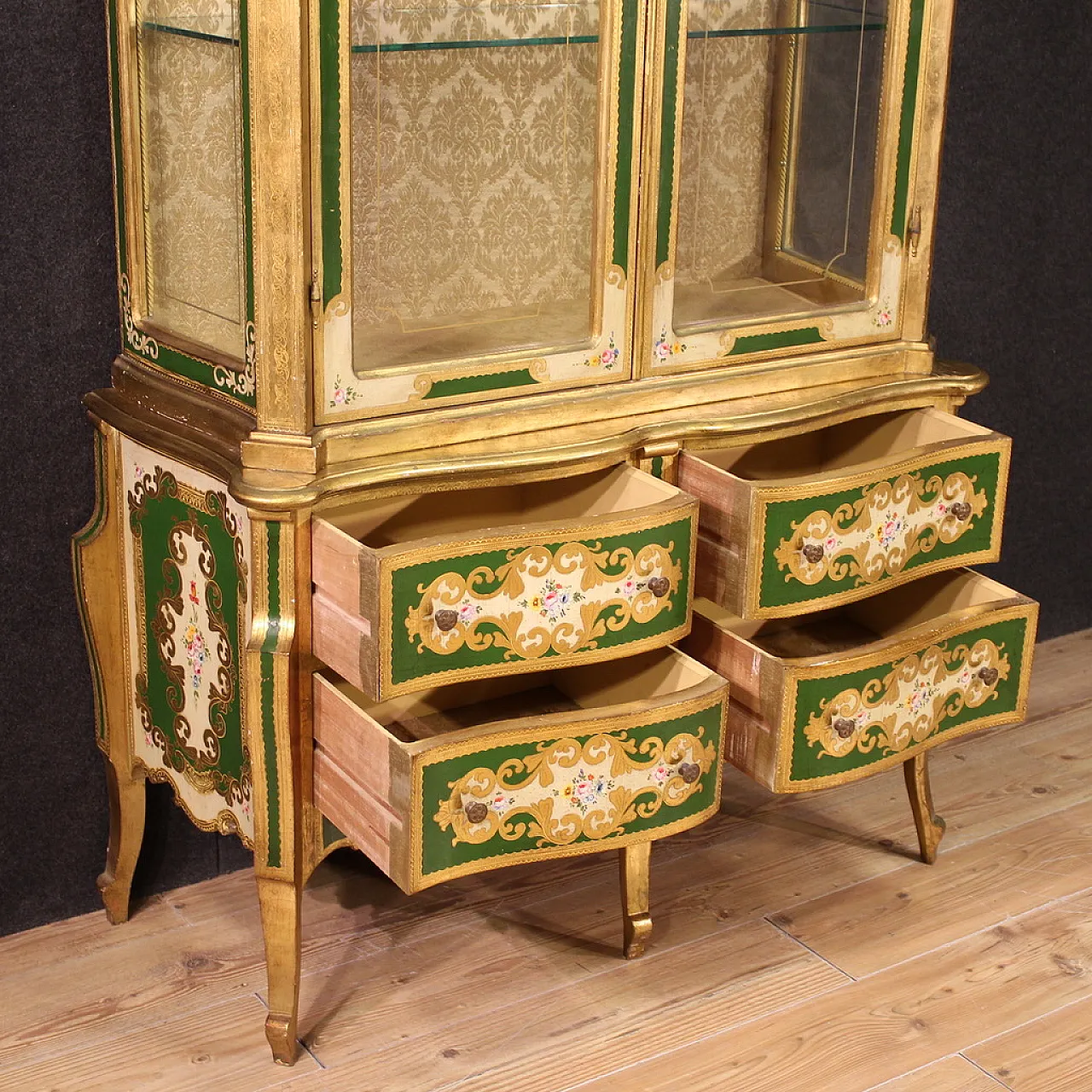 Great Florentine showcase, 20th century 12