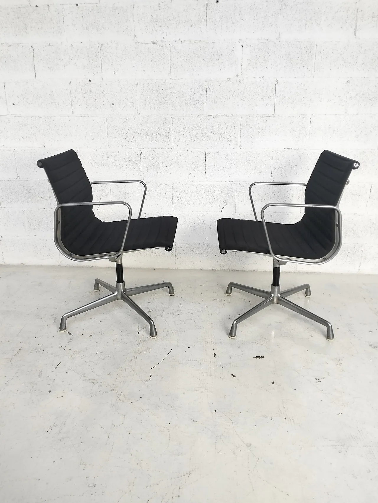 Set of 2 Alumini Chair EA108 by Charles and Ray Eames for ICF, 1960 4