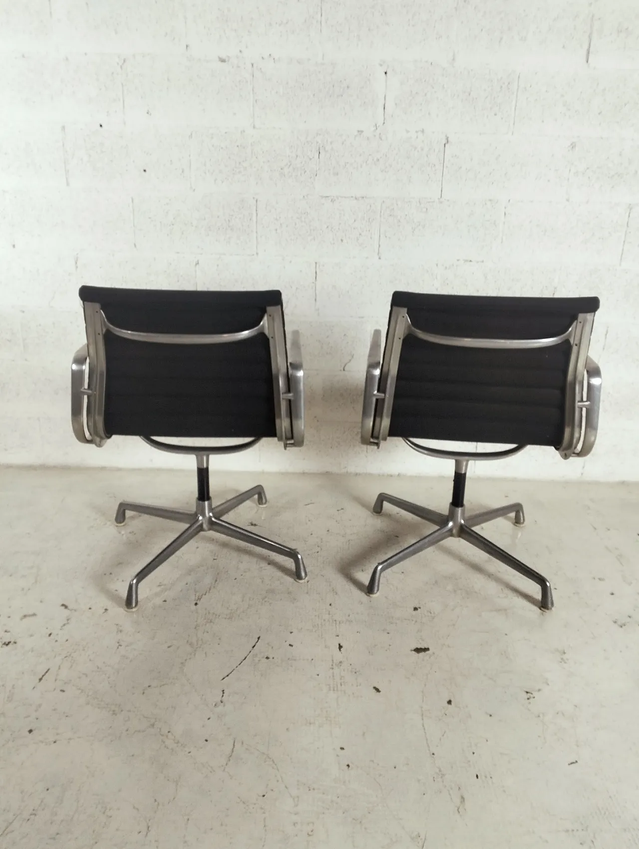 Set of 2 Alumini Chair EA108 by Charles and Ray Eames for ICF, 1960 15