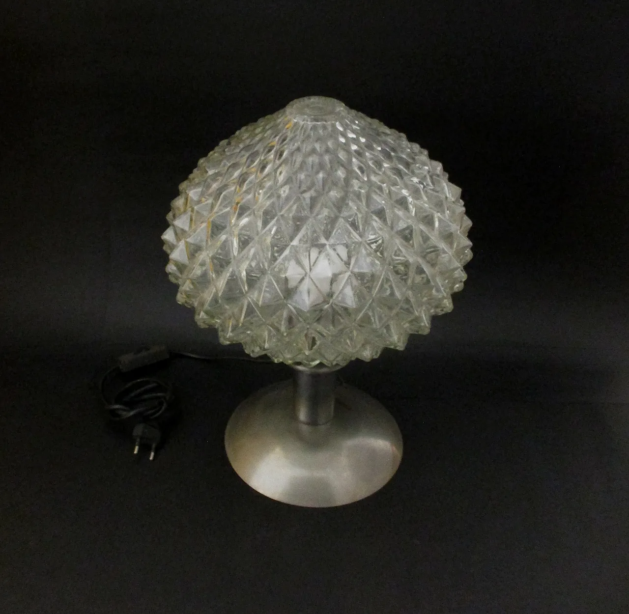 Table lamp design in metal and glass 60s 2