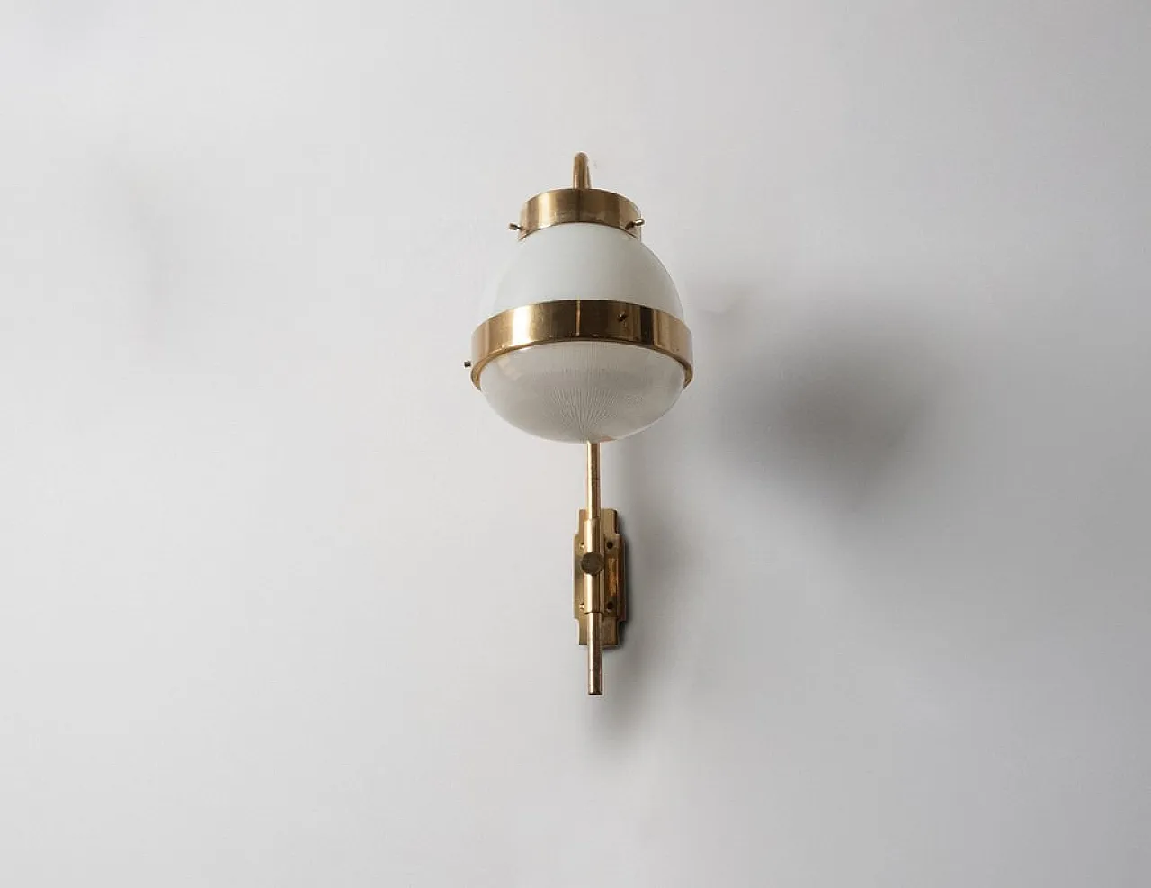 Large Delta Wall Light by Sergio Mazza for Artemide, 1970s 4