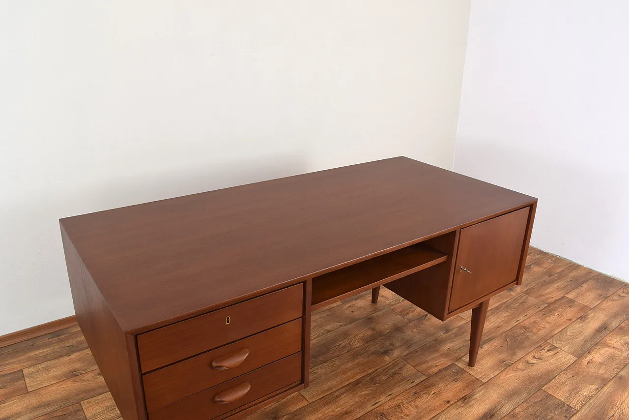 Mid-Century Teak Desk by Franz Ehrlich for Deutsche Werkstätten Heller 16