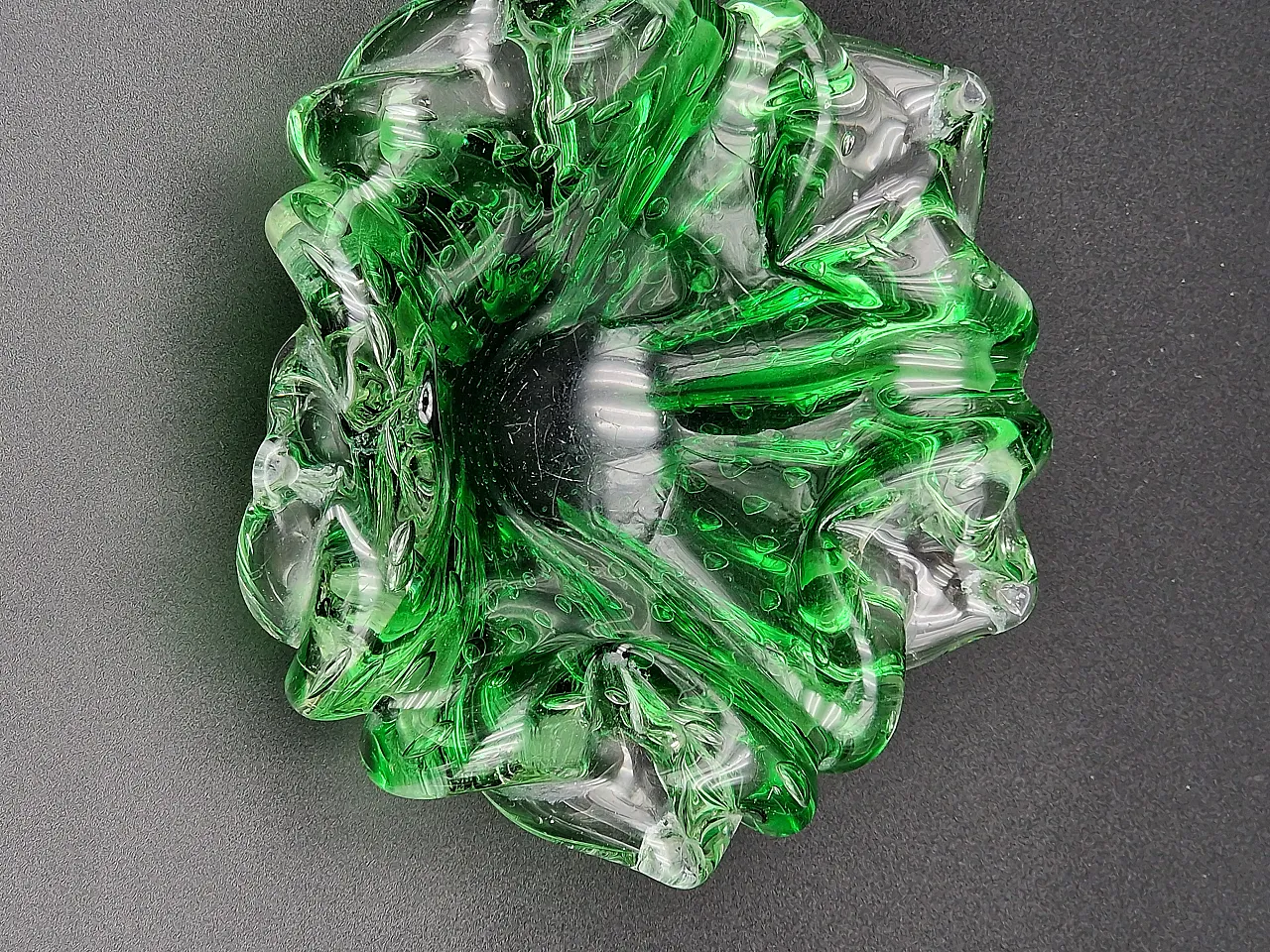 Green Murano glass ashtray bullicante by Barovier, 1970s 3