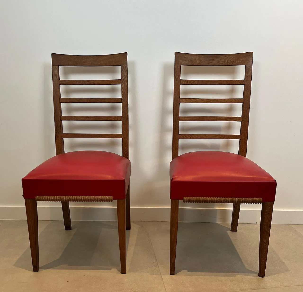 6 oak chairs with 4 faux leather seats, 1940s 3