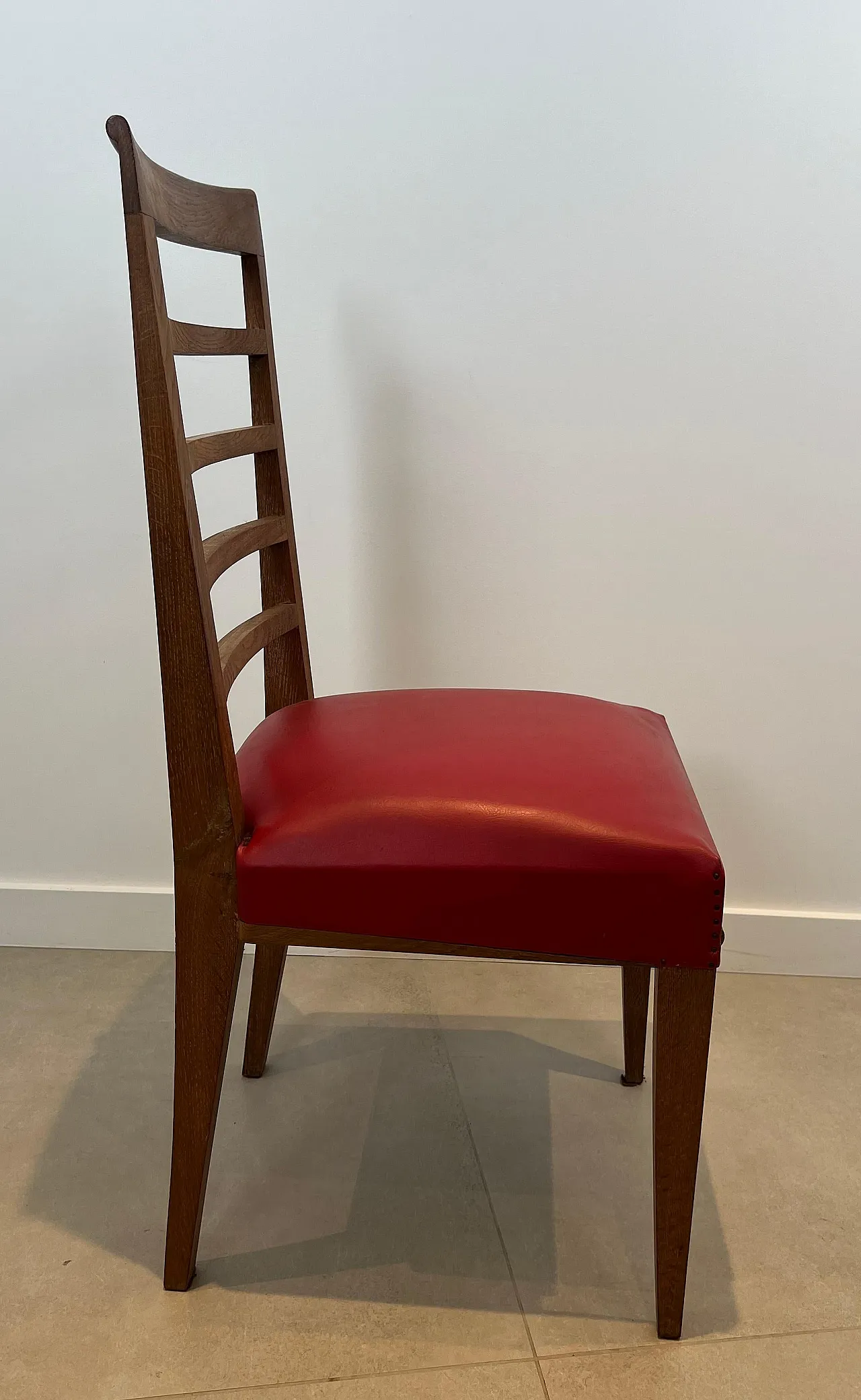 6 oak chairs with 4 faux leather seats, 1940s 4