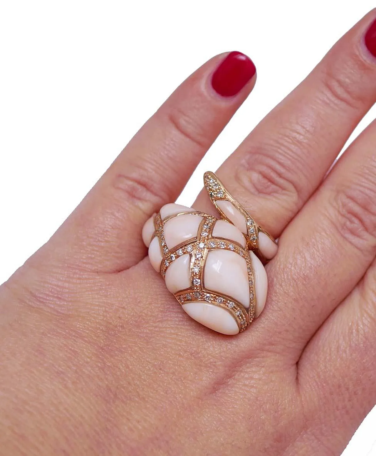 Coral, diamonds, 14 Karat rose gold snake ring, 1950s 6