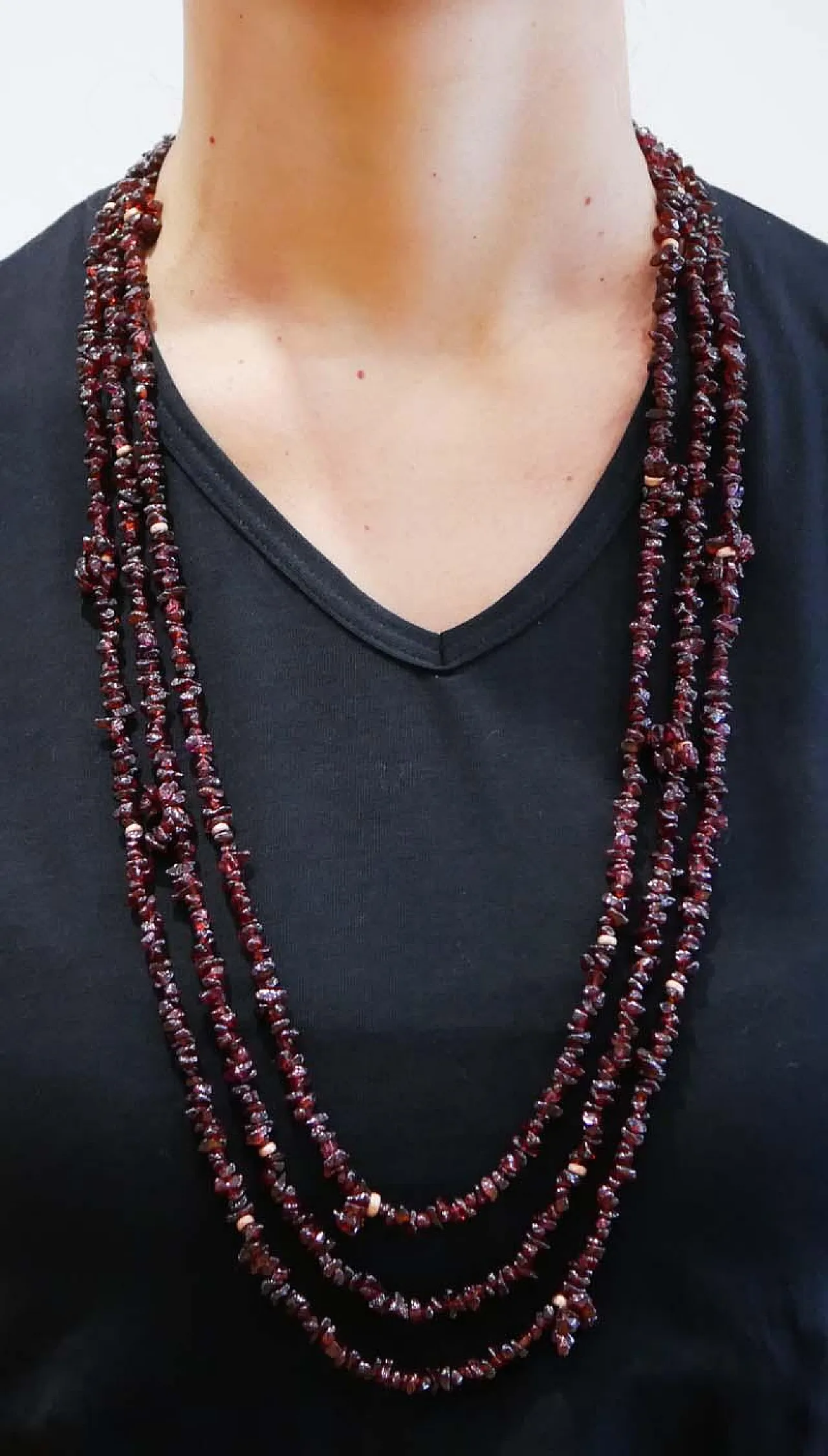 Garnets multi-strands necklace, 1970s 5